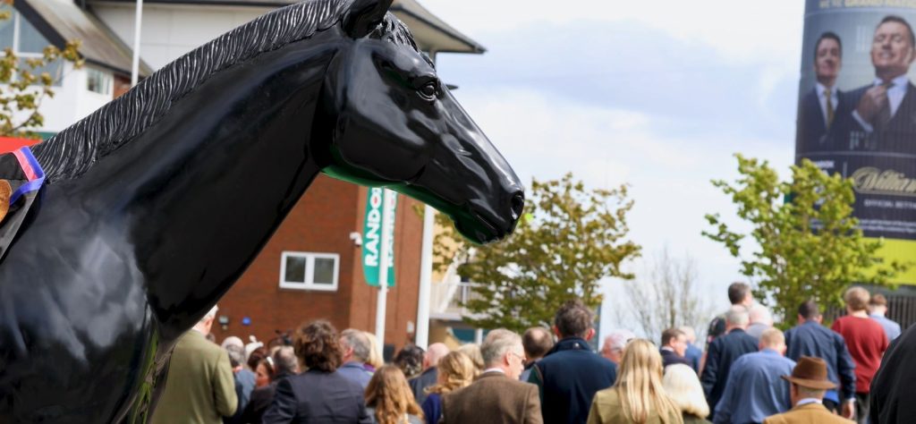 horse statue at the grand national
